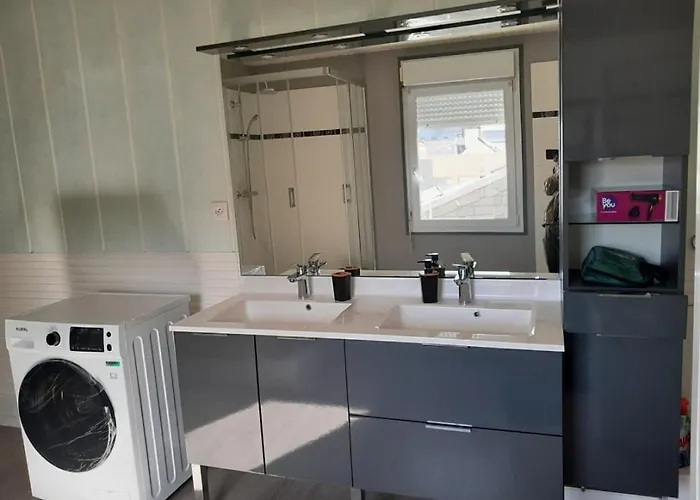 Apartment Proche Gare Wifi Munich Évreux